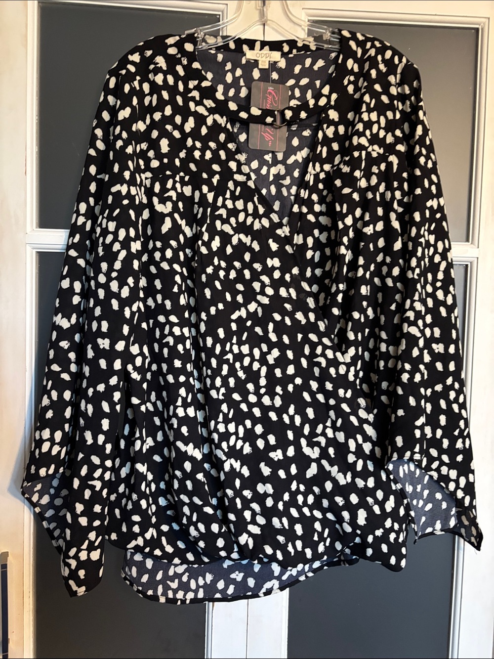 ODDY Black and White Abstract Dot Wrap Blouse